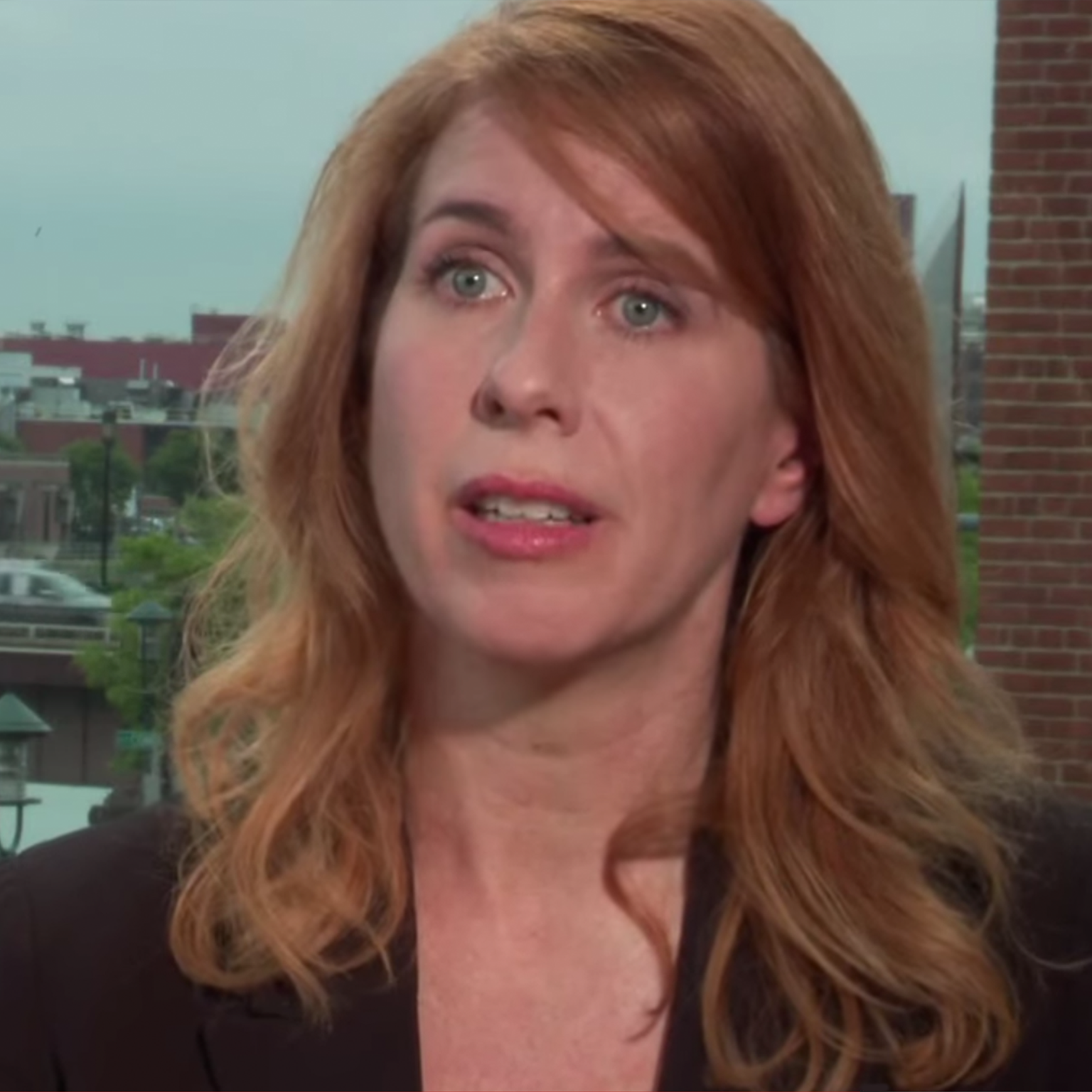 Image_hero-lynn-vojvodich-app