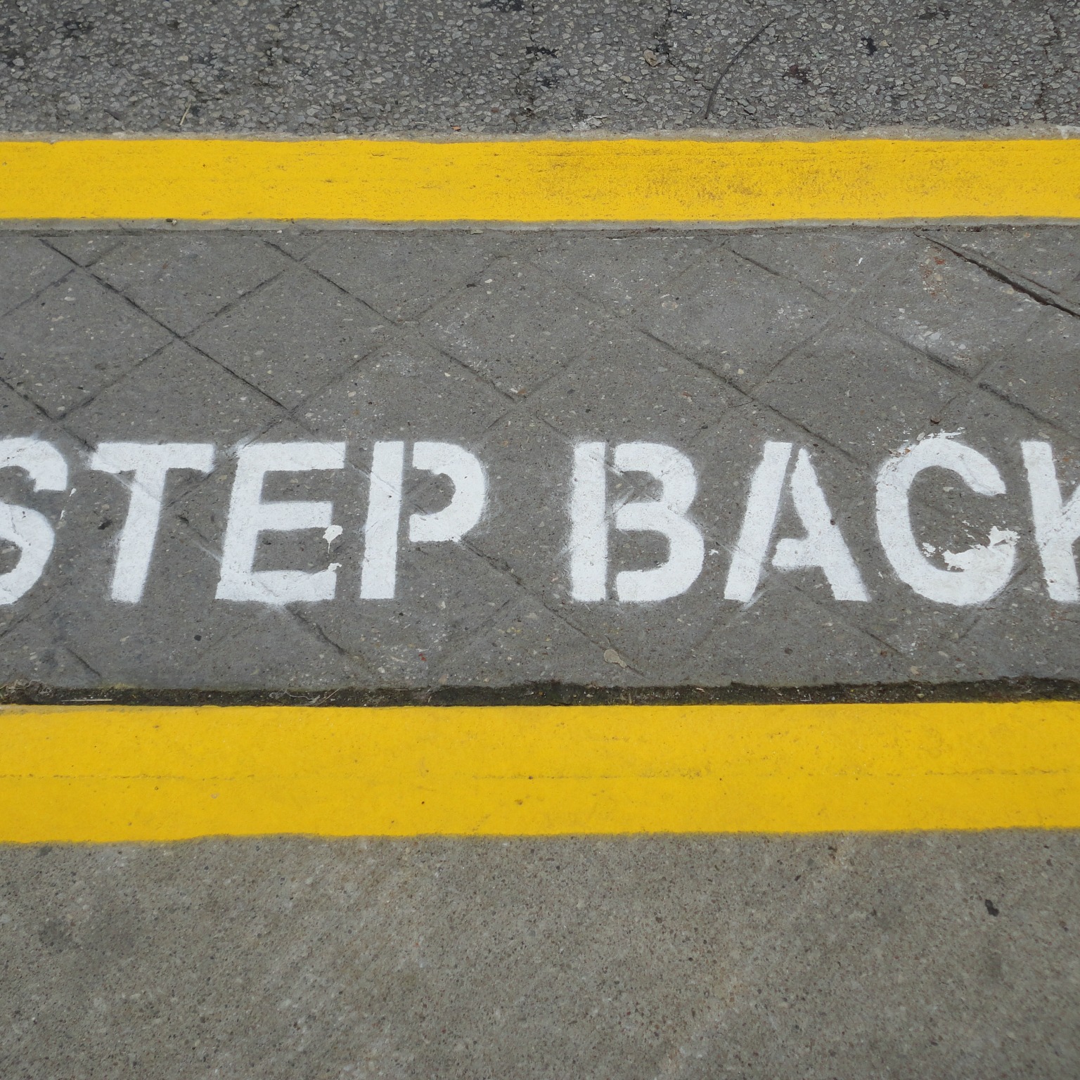 Image_hero-CSI-one-step-back-app