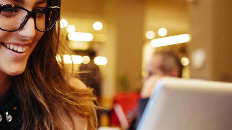 Image_hero-CSI-online-digital-luxury-app