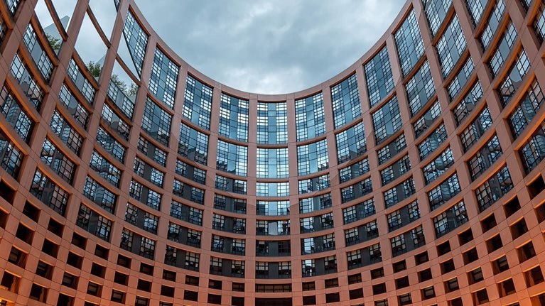 Policy-in-the-data-age-1536x1536_Standard