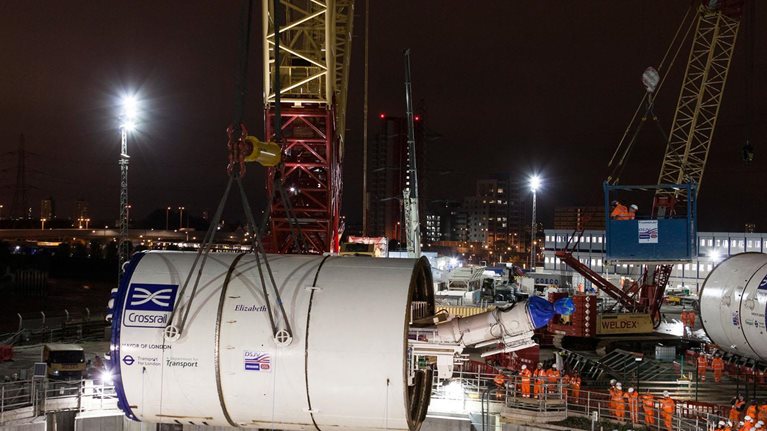 Breaking-the-mold-1536x1536-500_Standard