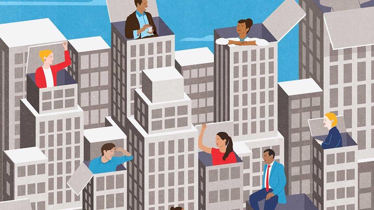 Avoid leadership blind spots by asking the crowd