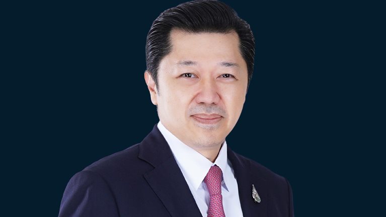 Suphachai Chearavanont headshot