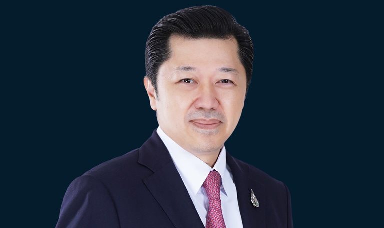 Suphachai Chearavanont headshot