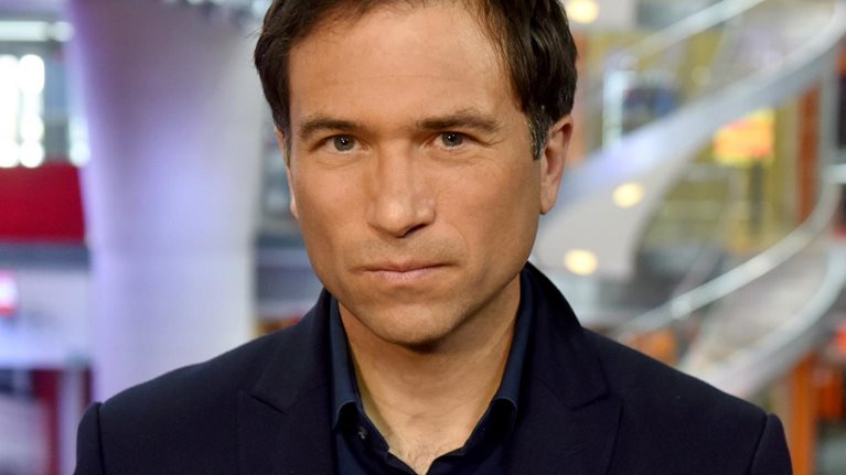 Portrait of Ros Atkins