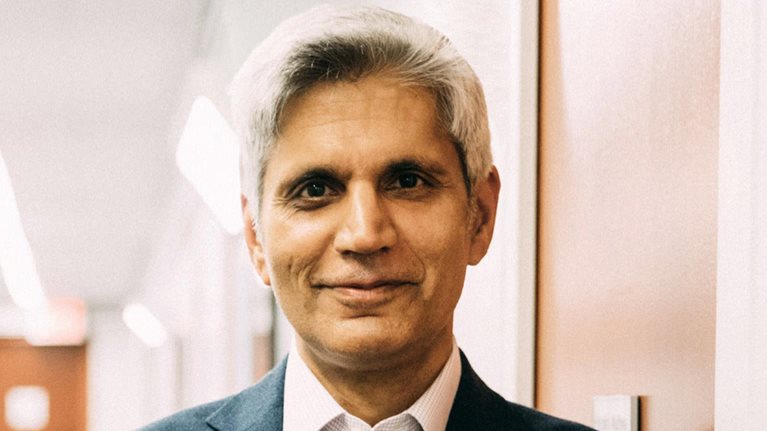 Author Talks: How to connect inner self with outer success