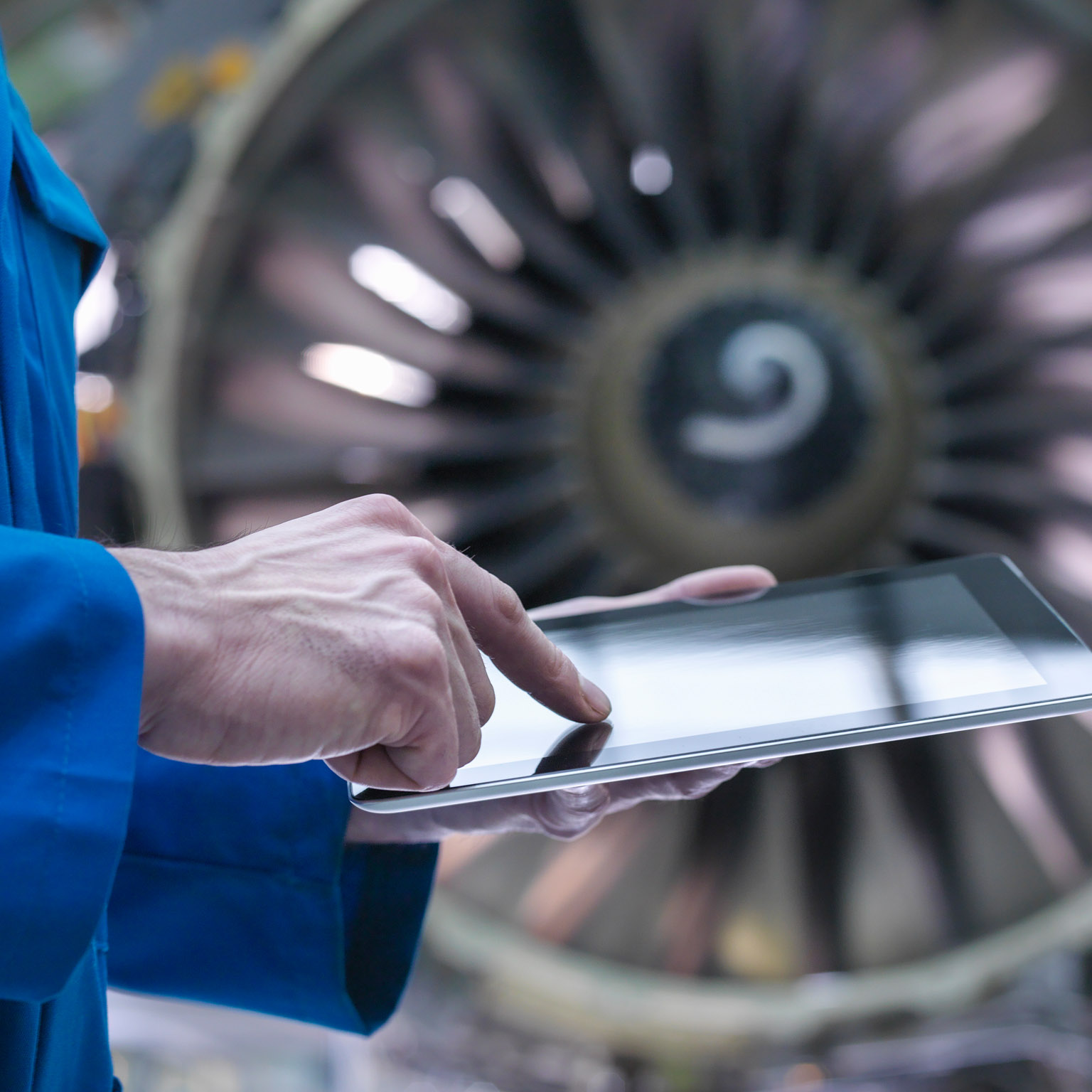 Five keys to digitizing aerospace and defense companies