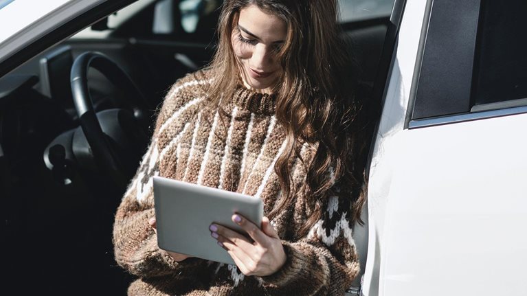 Digitization in automotive retail in 2021 and beyond