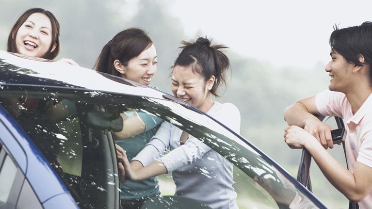 Driving the automotive customer experience toward the age of mobility