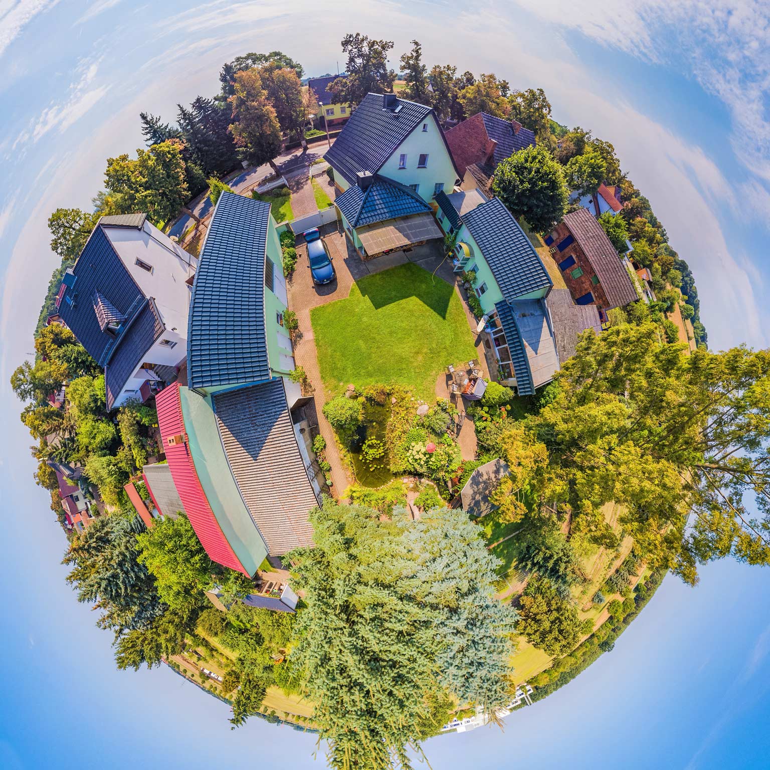 Broad solutions, deep insights: How banks can win in the vast housing ecosystem