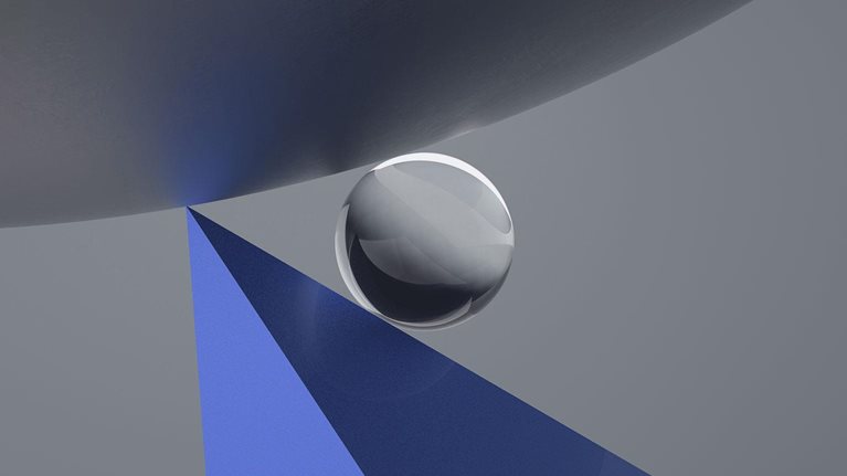 Scale matters … to an extent: Playing the scale game in insurance