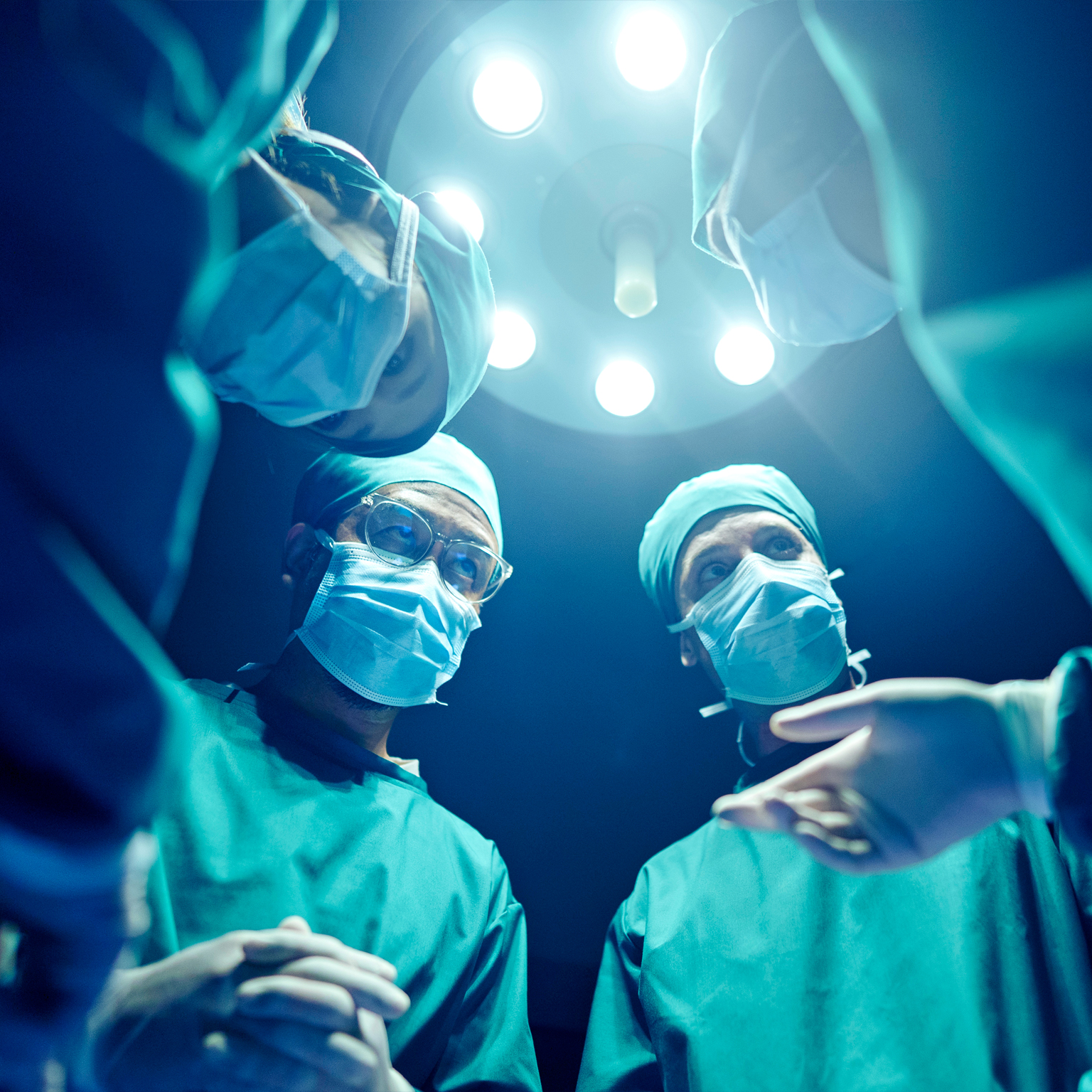 An image linking to the web page “How health systems can effectively engage clinicians on procurement” on McKinsey.com.